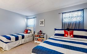 Seawinds Oceanfront Condo